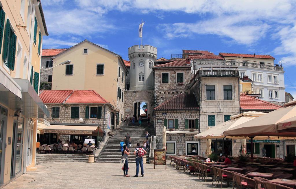 Guest House Bajceta Herceg Novi Exteriör bild