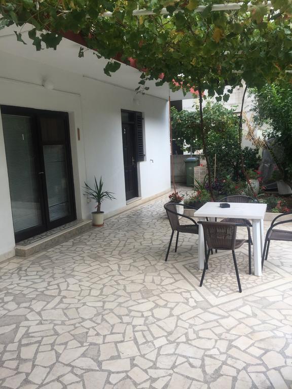 Guest House Bajceta Herceg Novi Exteriör bild